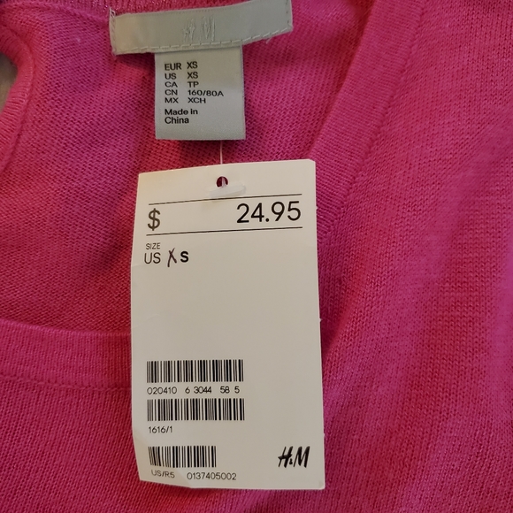 NWT H&M XS Hot Pink Sweater with Keyhole Back - Picture 4 of 7